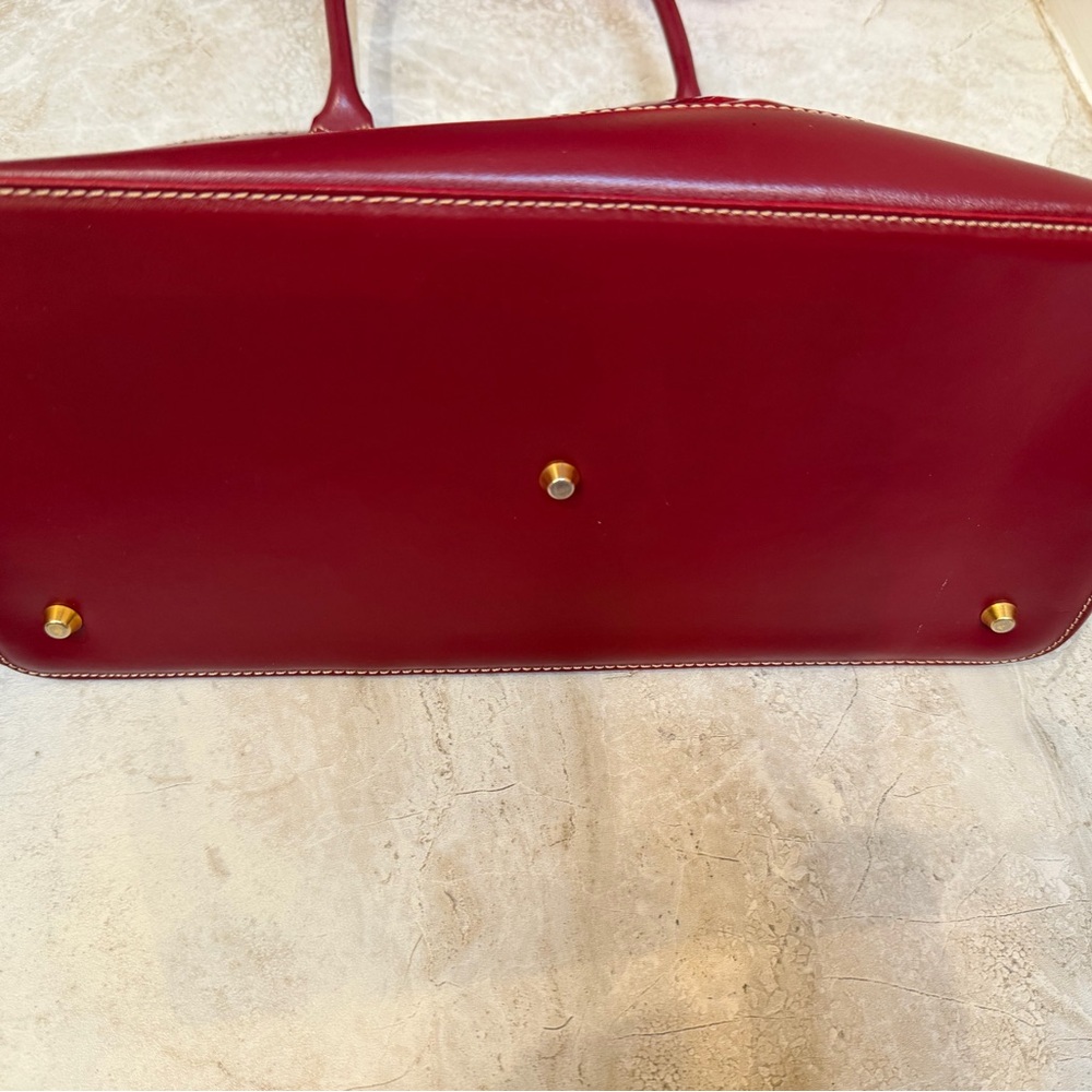 Like New!!! ARCADIA Italian Genuine Patent Leather Elegant Burgundy Handbag - Picture 5 of 8